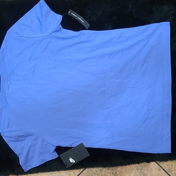 Nike Woman's tshirt - Picture 3 of 3